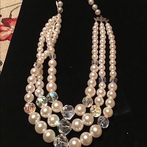 VINTAGE LAGUNA PEARL & CRYSTAL BEAD NECKLACE